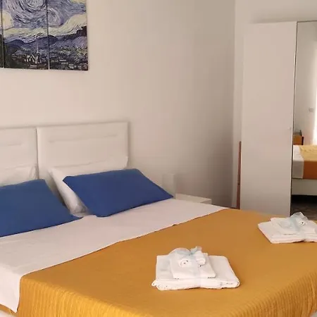 Klimt-van Gogh-dolci Impressioni Apartment Matera